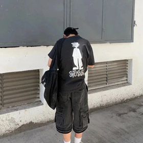 Stussig lockeres Rundhals Kurzarm T-Shirt mit Schriftzug auf der Rückseite-2833  